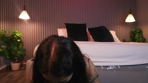 Snapshot of eriklein chatting on March 29, 12:38 pm Eri online show from March 29, 12:38 pm