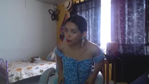 erina_1 online show from December 11, 4:09 pm