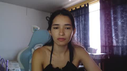 erina_1 online show from January 4, 5:16 pm