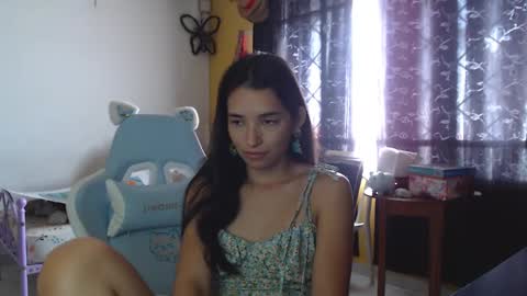 erina_1 online show from January 15, 3:50 pm