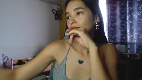 erina_1 online show from February 1, 5:05 pm