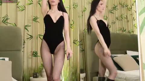 Erin online show from March 4, 4:51 am