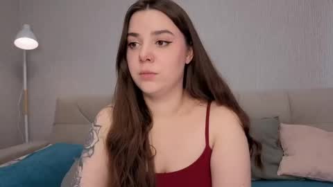 Erin online show from May 4, 7:59 am