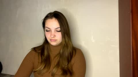 Snapshot of erleneschlote chatting on March 31, 7:20 am Lina online show from March 31, 7:20 am