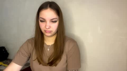 Snapshot of erleneschlote chatting on April 4, 6:00 am Lina online show from April 4, 6:00 am