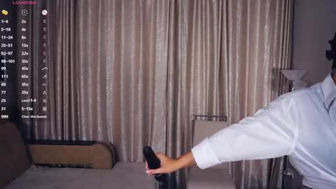 Erline and Monica online show from October 3, 8:17 pm