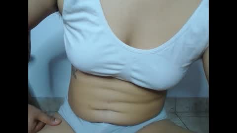 Eros Smith online show from November 9, 5:00 pm