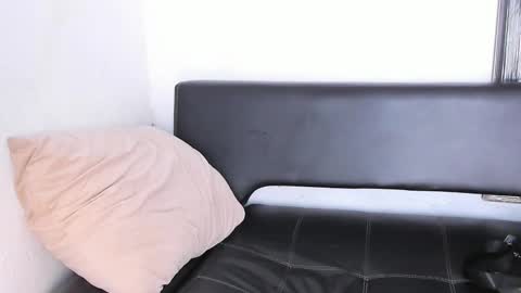 Snapshot of eros_becker_ chatting on October 8, 4:59 pm eros_becker_ online show from October 8, 4:59 pm