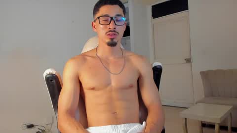 eros_becker_ online show from May 8, 4:51 am