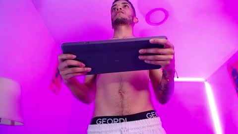 Snapshot of eros_chipre chatting on February 26, 12:03 pm Eros online show from February 26, 12:03 pm
