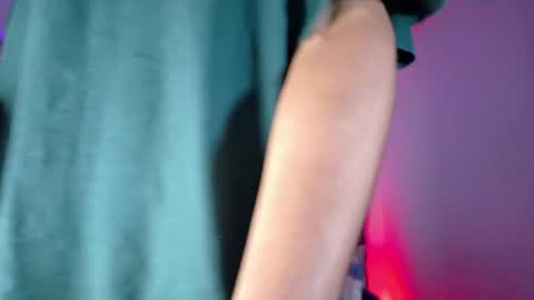 Eros online show from May 13, 3:04 am