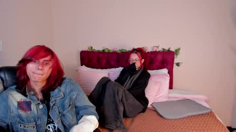 eros_nyx_ online show from May 15, 1:29 pm