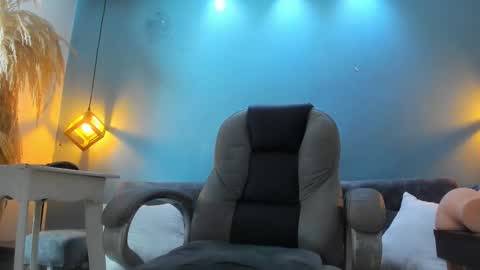 Eross online show from February 17, 12:23 pm