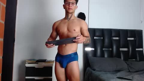 Eros online show from January 18, 1:09 am