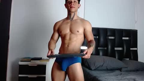 Snapshot of erosscott chatting on March 17, 3:26 pm Eros online show from March 17, 3:26 pm