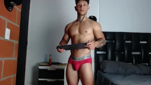 Eros online show from May 6, 6:46 pm