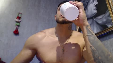 erossteel online show from December 22, 9:42 pm