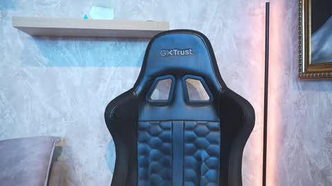 Snapshot of erossteel chatting on March 23, 10:58 pm erossteel online show from March 23, 10:58 pm