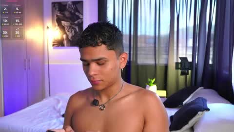 Eros Wild online show from May 14, 8:04 pm