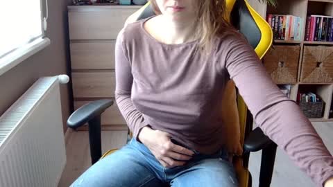 Snapshot of erotic_vibe chatting on December 26, 10:16 am Melissa online show from December 26, 10:16 am