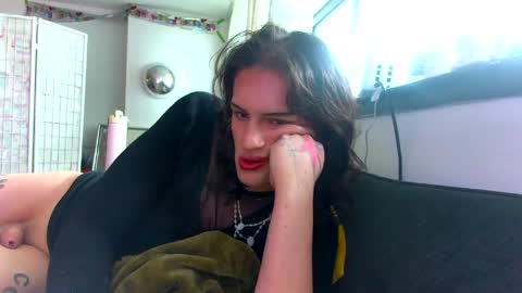 Nikki Erotica online show from May 13, 9:44 pm