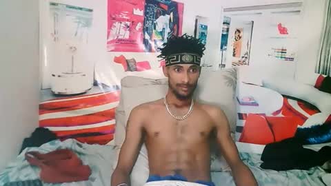 Liam online show from March 1, 5:48 pm