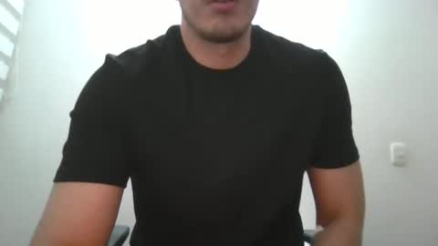 Snapshot of erra311 chatting on January 17, 2:16 am erra311 online show from January 17, 2:16 am