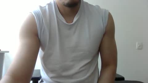 Snapshot of erra311 chatting on February 9, 5:28 pm erra311 online show from February 9, 5:28 pm