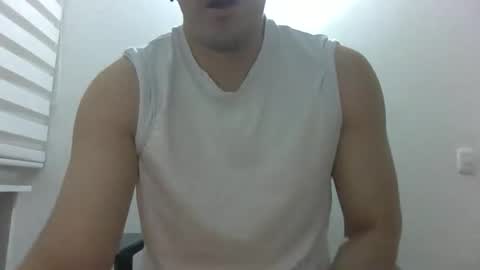 Snapshot of erra311 chatting on March 24, 6:07 am erra311 online show from March 24, 6:07 am