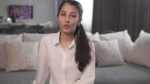 Snapshot of erynharteau chatting on February 1, 10:47 am Hi Im Lori online show from February 1, 10:47 am