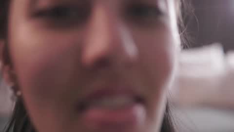 Snapshot of erynharteau chatting on February 3, 10:53 am Hi Im Lori online show from February 3, 10:53 am