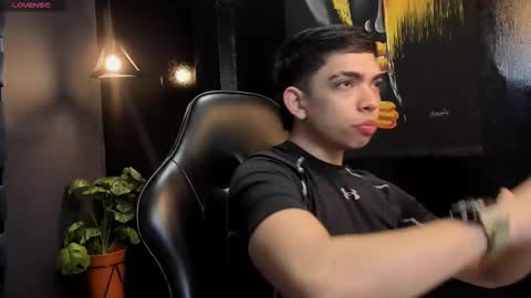 Snapshot of eryonbradley chatting on October 30, 11:11 am Eryon online show from October 30, 11:11 am