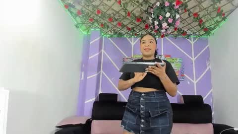 escarlet_hot06 online show from March 22, 10:24 pm