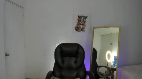 SCARLETT online show from January 17, 1:05 pm