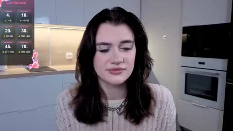 EshleGreen online show from December 5, 3:09 pm