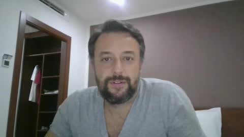 Snapshot of esibizionista_91 chatting on September 28, 3:39 pm esibizionista 91 online show from September 28, 3:39 pm