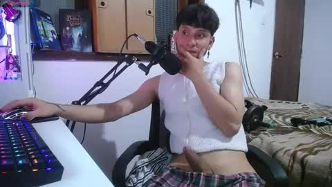 Esteban online show from December 6, 6:04 am