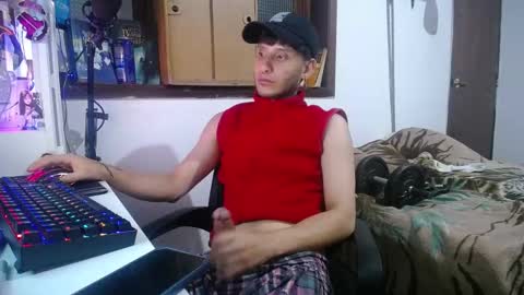 Esteban online show from December 13, 7:15 am