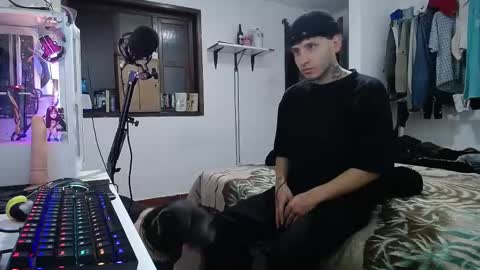 Esteban online show from January 19, 2:15 am