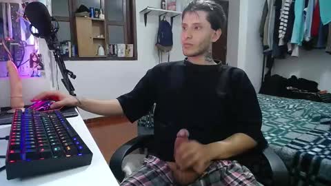 Esteban online show from January 20, 5:26 am