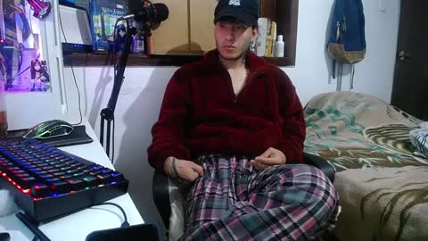 Esteban online show from February 6, 10:15 am