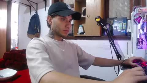 Esteban online show from February 19, 4:11 pm