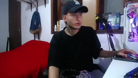 Esteban online show from February 21, 10:48 pm