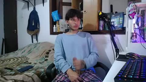 Esteban online show from February 28, 6:41 pm