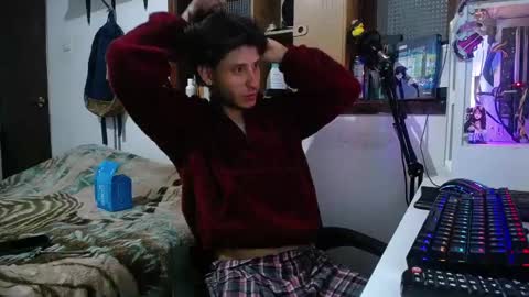 Esteban online show from March 4, 6:26 am