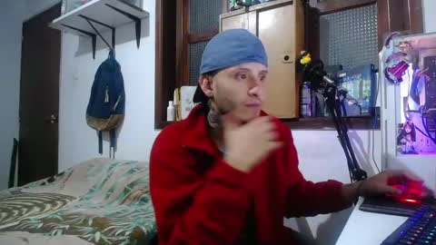 Esteban online show from March 5, 3:29 am
