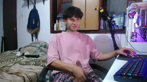 Esteban online show from March 7, 3:51 am