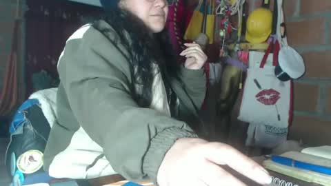 Eskela911 online show from December 18, 6:08 am