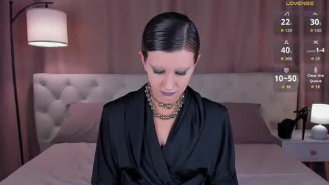 esme_fox online show from May 14, 5:42 pm