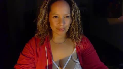Esme Luv online show from September 20, 12:11 am